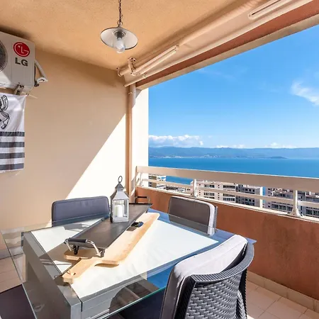 Apartment Les Horizons - Vue Mer Et Montagne *